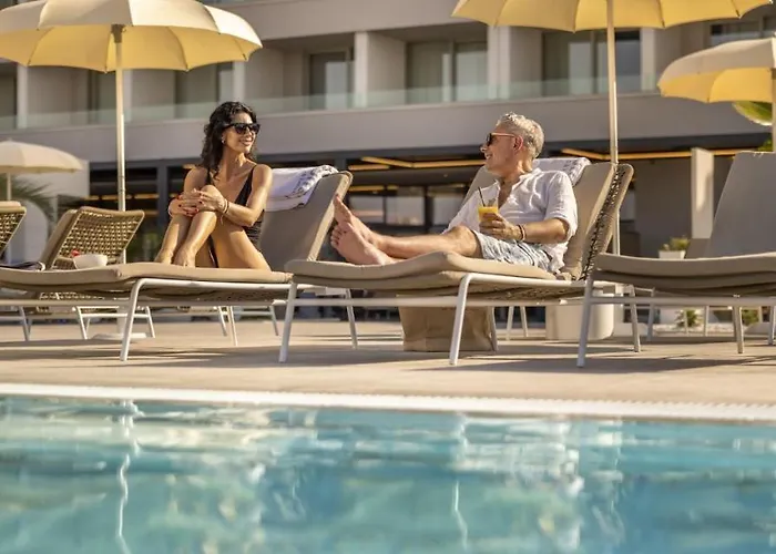 Aminess Laurel Khalani ホテル