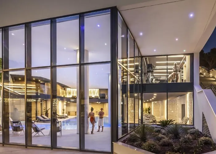 Aminess Laurel Khalani ホテル 5*