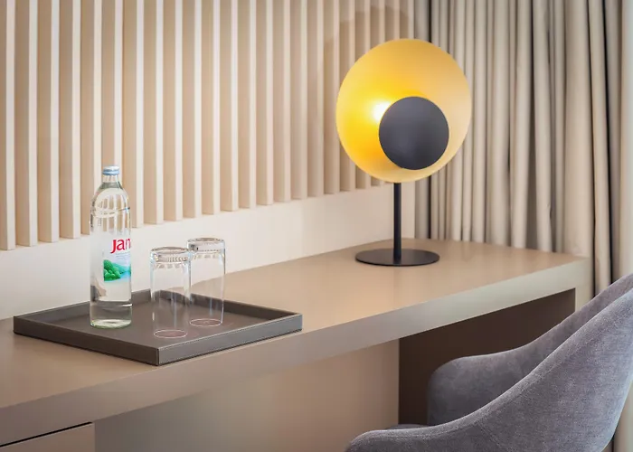 Aminess Laurel Khalani ホテル マカルスカ