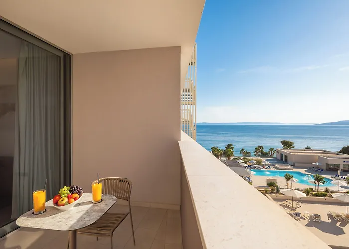 Aminess Laurel Khalani ホテル マカルスカ