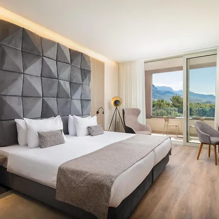 Aminess Laurel Khalani 5* Makarska